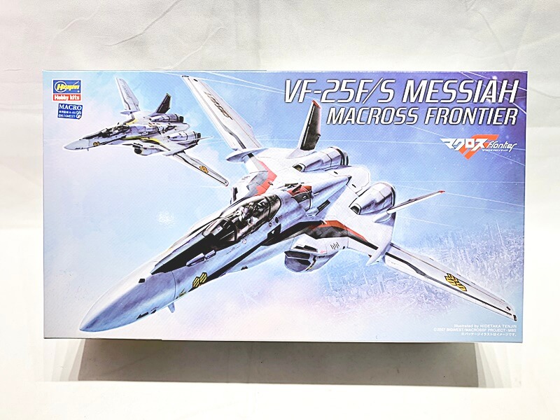 ハセガワ　1／72　VF-25F／S　メサイア　マクロスF　プラモデル